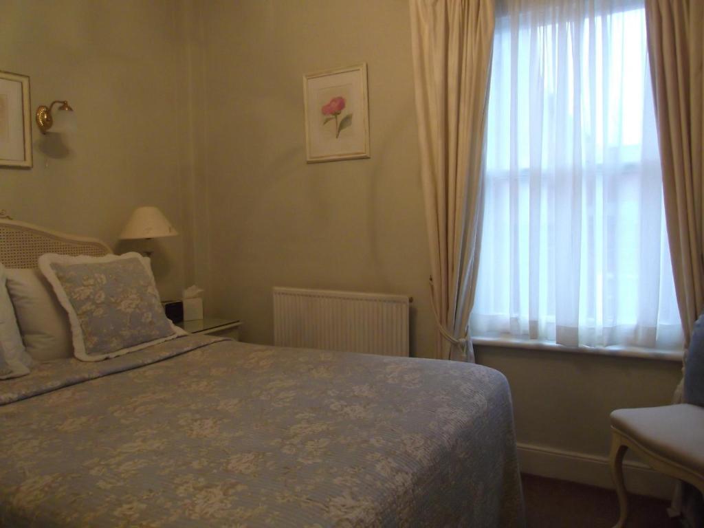 Hotel Courtland Stratford-upon-Avon Habitación foto